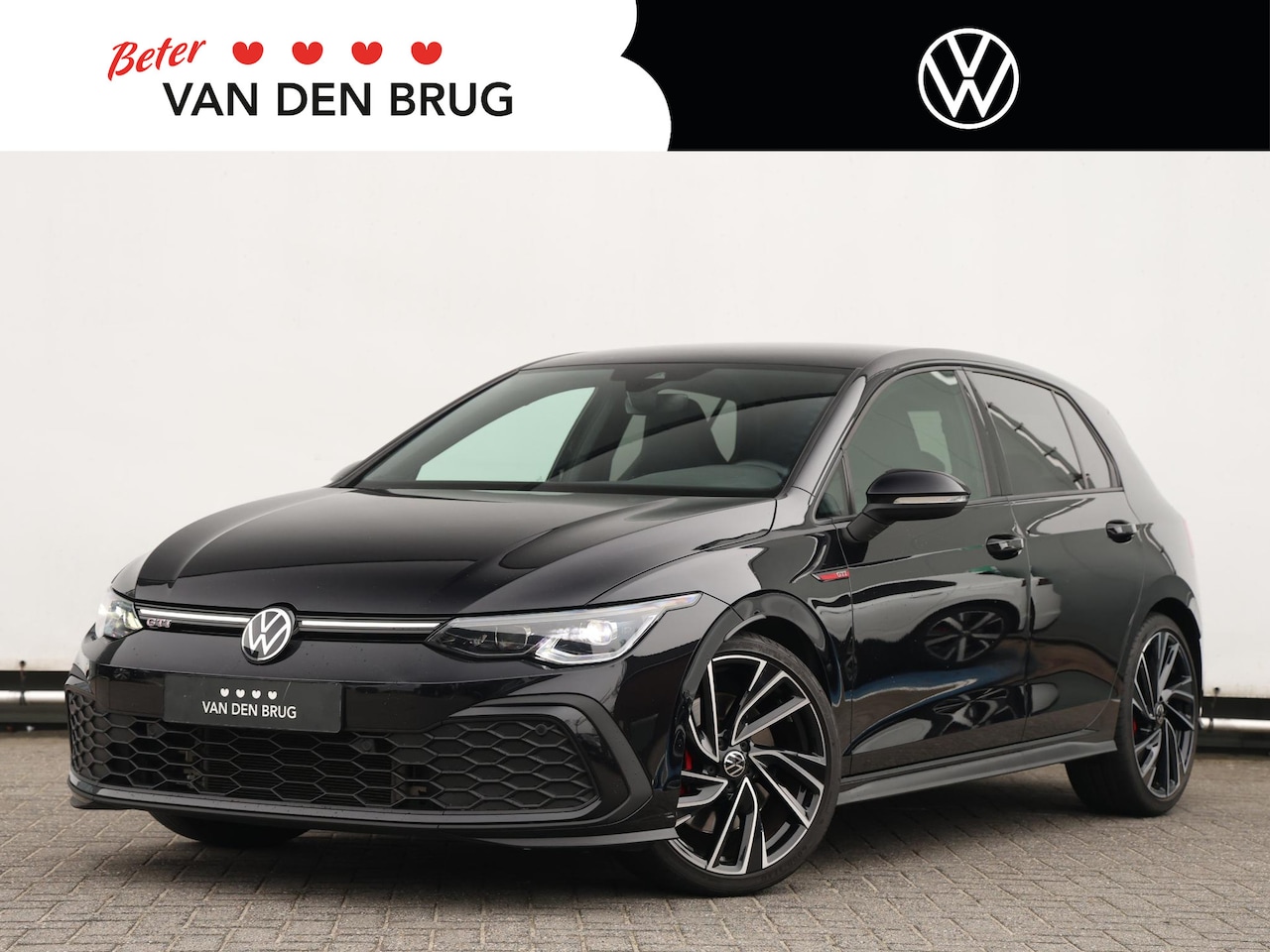 Volkswagen Golf - 2.0 TSI GTI 245pk DSG | Dealer onderhouden | DCC | IQ Lights | Black Style | Winterpakket - AutoWereld.nl