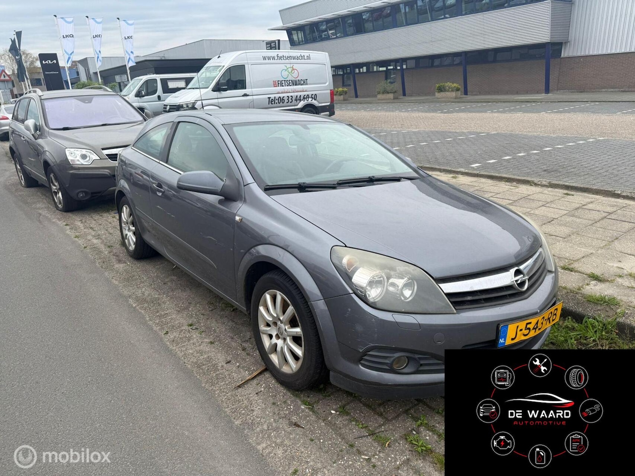 Opel Astra GTC - 1.9 CDTi Business 1.9 CDTi Business - AutoWereld.nl