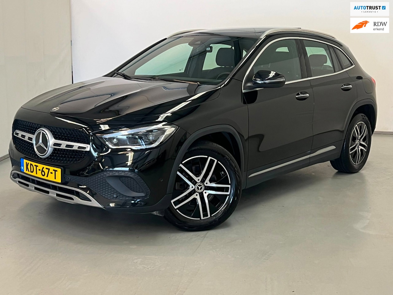 Mercedes-Benz GLA-Klasse - 250e / 1e eig / BTW / Pano / Memory / Keyless - AutoWereld.nl