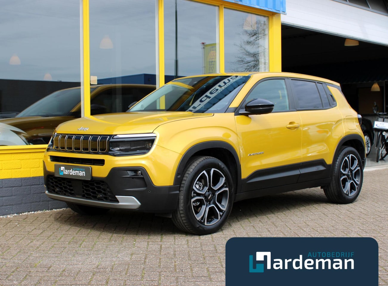 Jeep Avenger - 1.2 e-Hybrid Summit Carplay - AutoWereld.nl