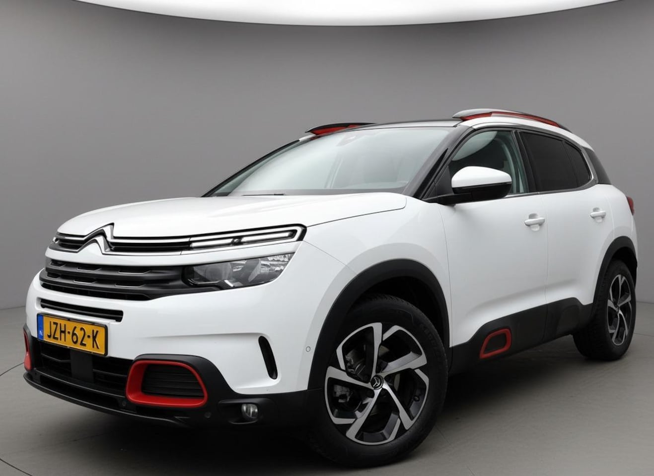 Citroën C5 Aircross - 1.2 Airco Carplay Cruise Led Camera 2019 Pdc Vol Opties Eerste Eigenaar Hoge Instap Perfec - AutoWereld.nl