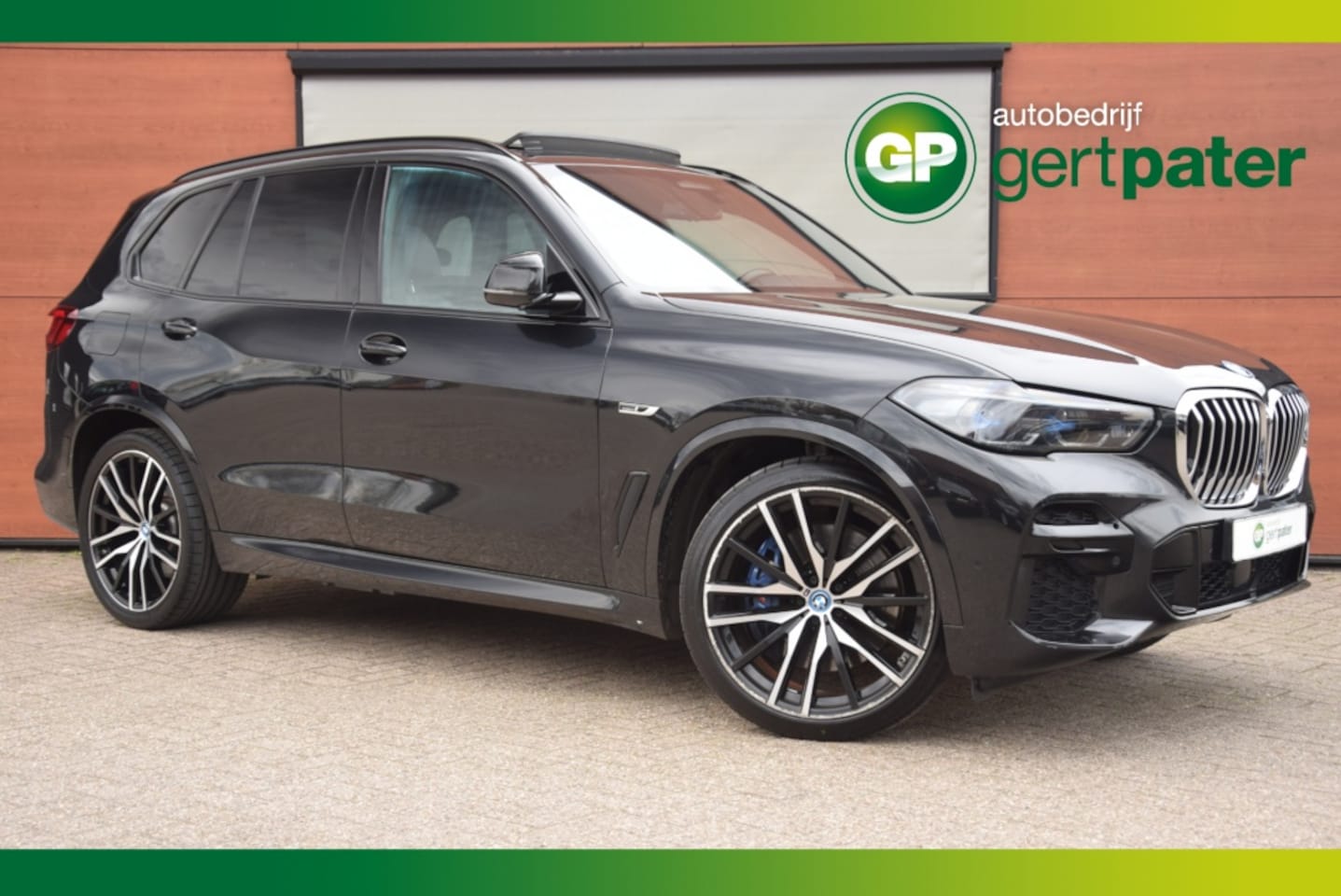 BMW X5 - xDrive45e M-Sport Pano/Laser/22"/H&K/AdaptiveCruise/HeadUp - AutoWereld.nl