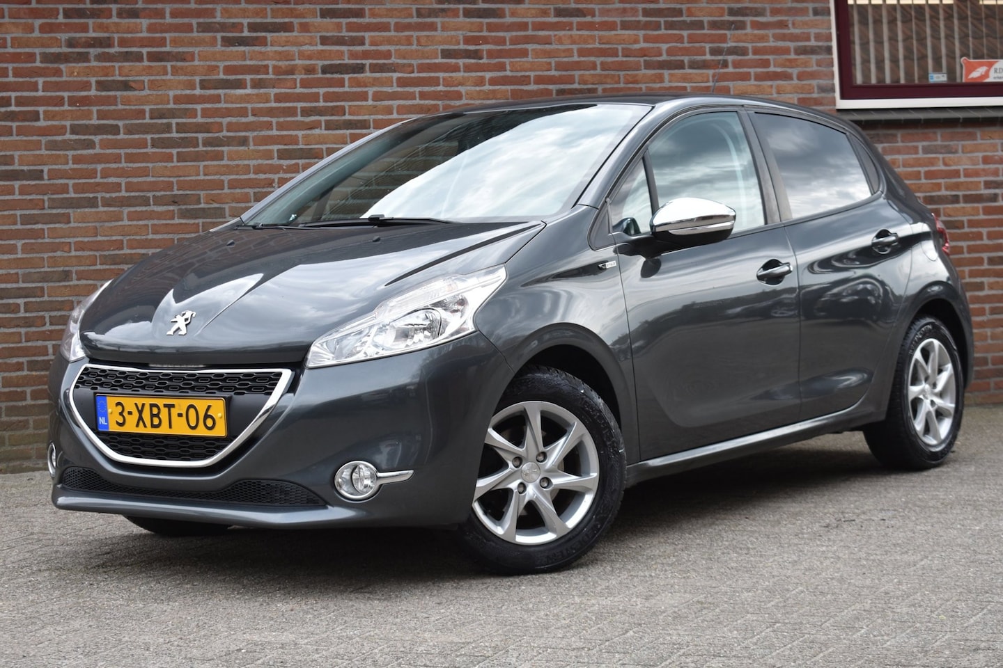 Peugeot 208 - 1.2 VTi Style '14 Airco Cruise Inruil mogelijk - AutoWereld.nl