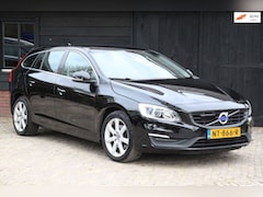 Volvo V60 - 1.5 T2 Nordic+ Xenon/parkeersensor/Navigatie/stoelverwarming/Apk 04-2027