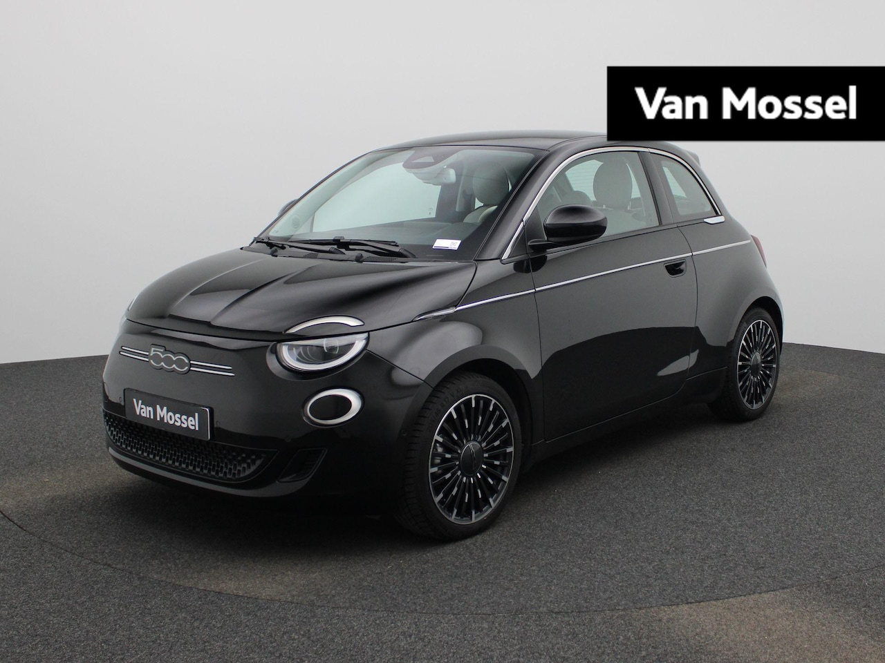 Fiat 500 - 500e 42 kWh La Prima | Climate Control / ECC | Licht metalen velgen 17 inch | Cruise contr - AutoWereld.nl