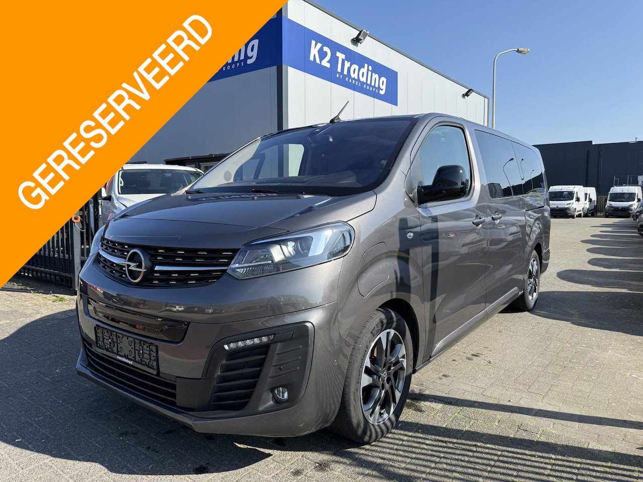 Opel Zafira-e Life - 100 kW 75kWh Tourer L ELECTRIC DOORS FULL LEATHER PANO ROOF 6 CAPTIAN CHAIRS MASSAGE - AutoWereld.nl