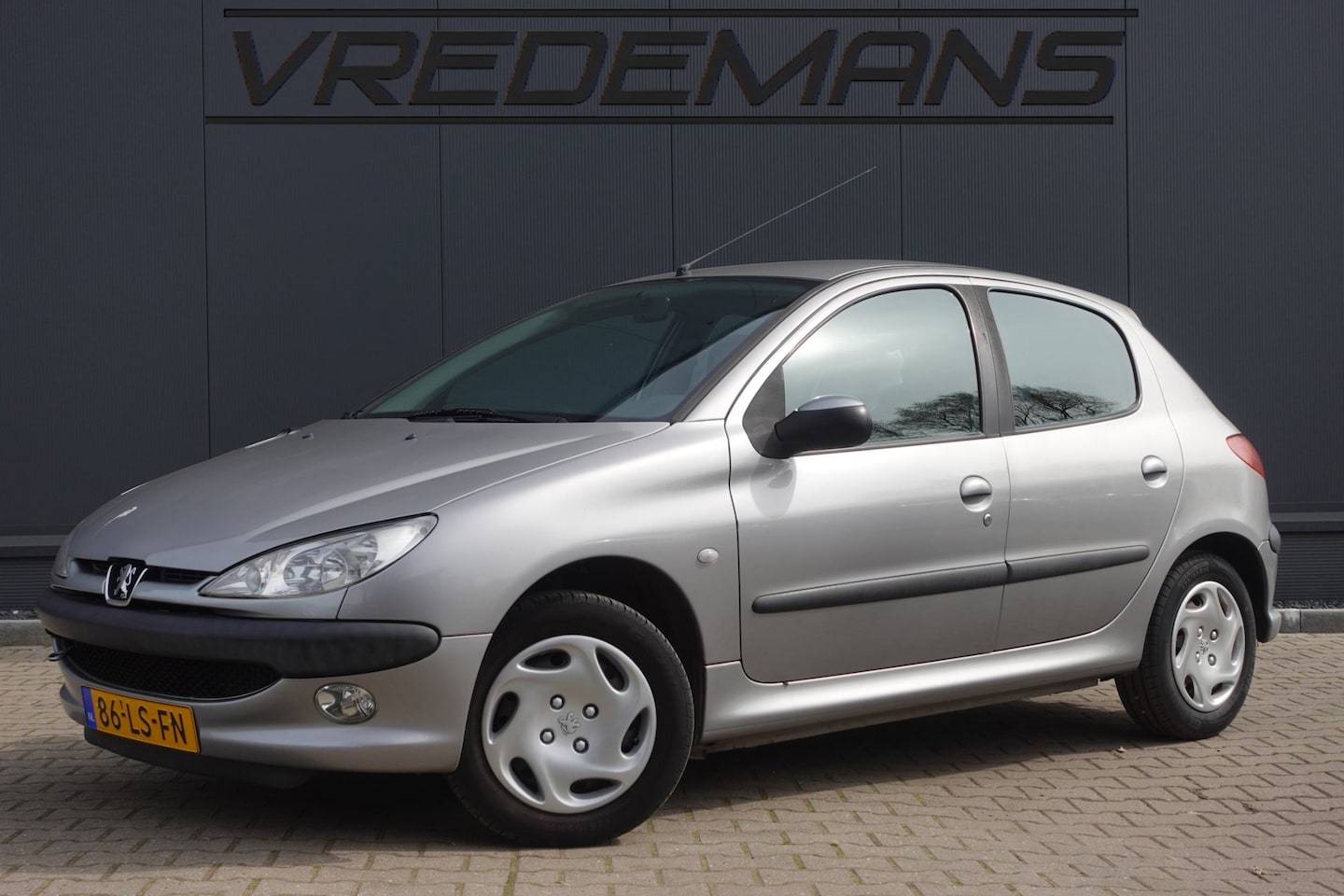 Peugeot 206 - 1.4 XT 1.4 XT - AutoWereld.nl