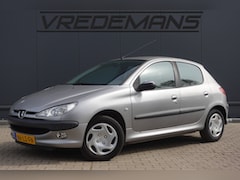 Peugeot 206 - 1.4 XT