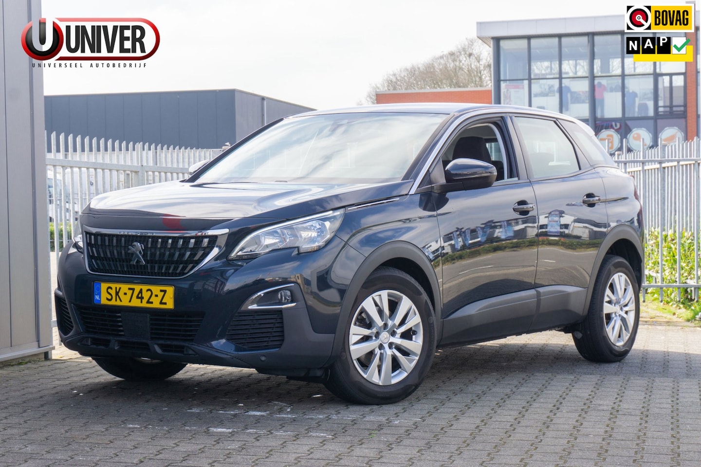 Peugeot 3008 - 1.2 PureTech Active CARPLAY/PDC/CRUISE - AutoWereld.nl