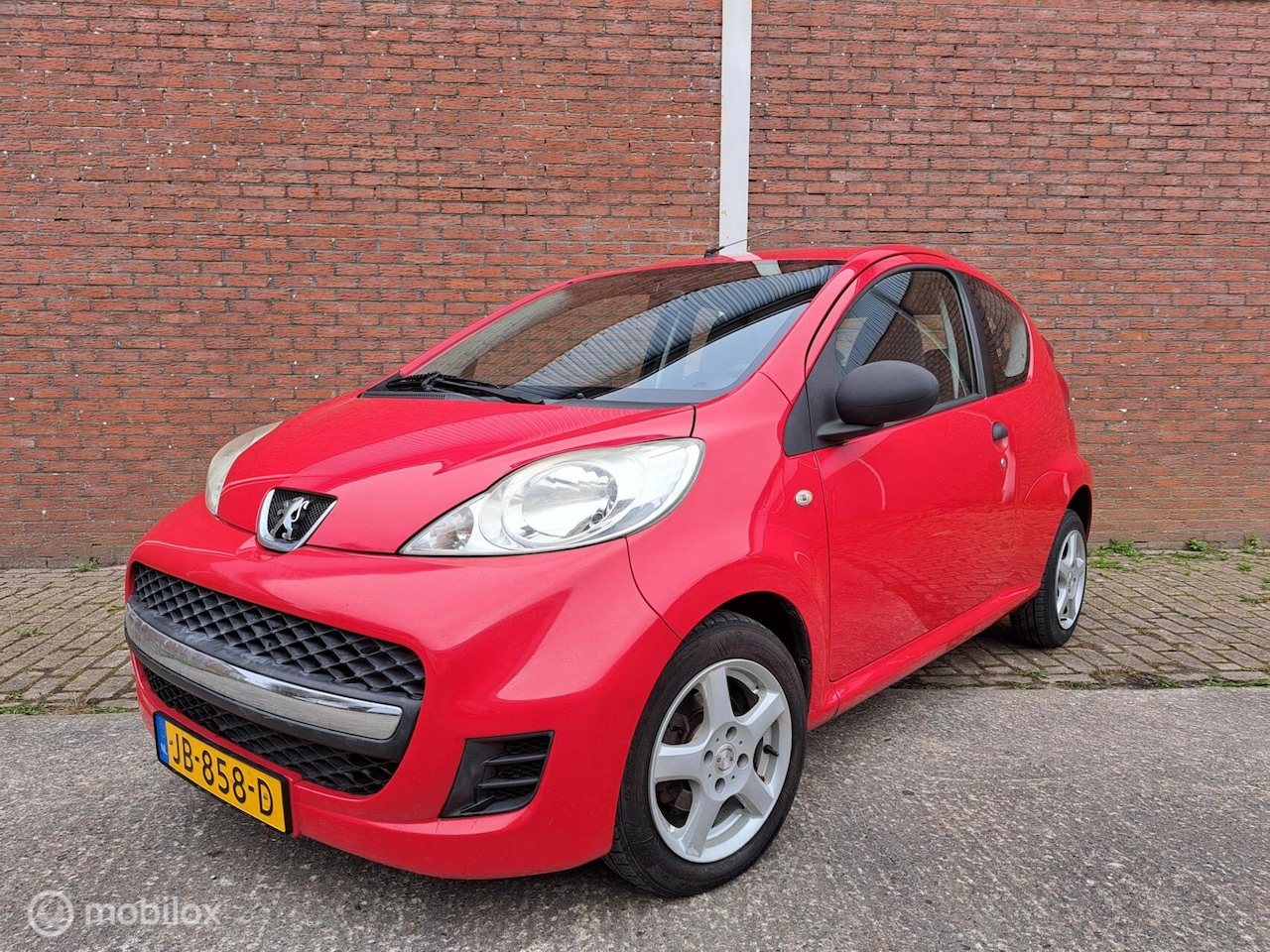 Peugeot 107 - 1.0-12V XR 1.0-12V XR - AutoWereld.nl