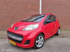 Peugeot 107 - 1.0-12V XR
