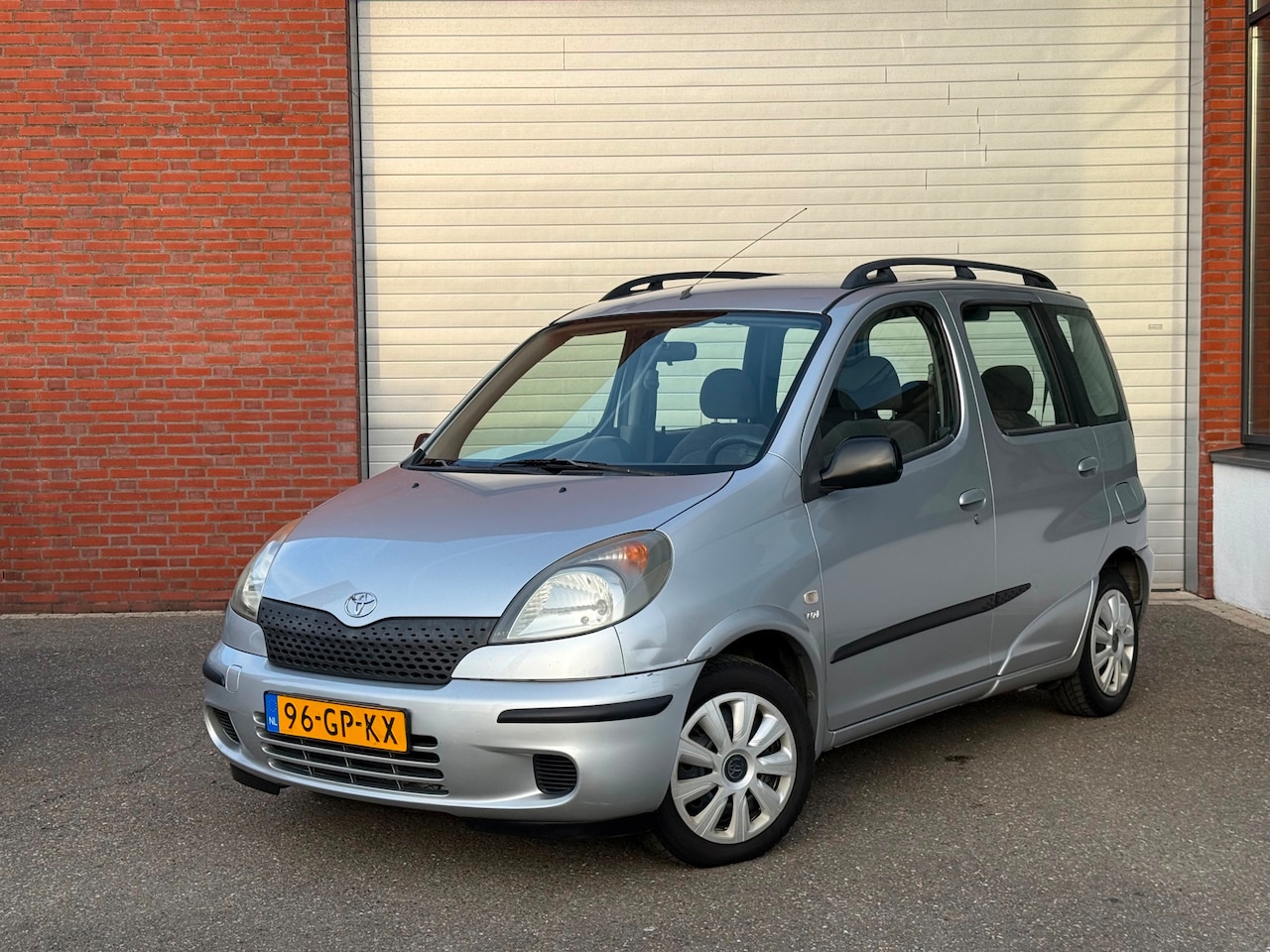 Toyota Yaris Verso - 1.3-16V VVT-i Sol | AIRCO | NAP | NEW APK - AutoWereld.nl