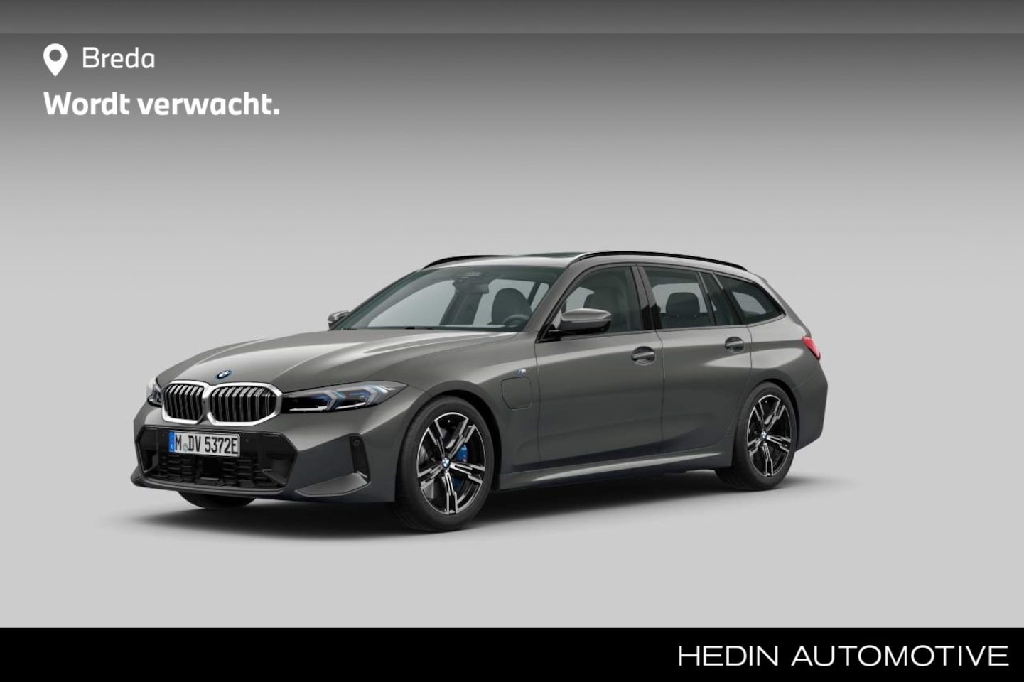 BMW 3-serie Touring - 330e M Sport Edition | M-sportremschijven | Harman Kardon | Schuif-/ Panoramdak | Driving - AutoWereld.nl