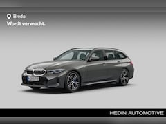 BMW 3-serie Touring - 330e M Sport Edition | M-sportremschijven | Harman Kardon | Schuif-/ Panoramdak | Driving