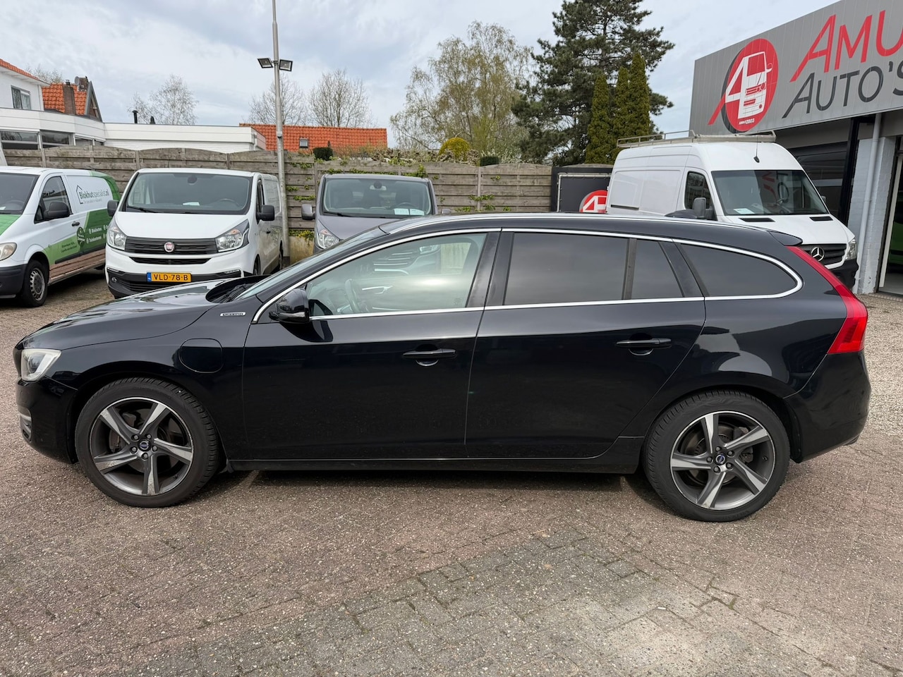 Volvo V60 - 2.4,D6,AWD,Plug-In Hybrid Summum - AutoWereld.nl