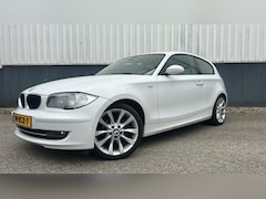 BMW 1-serie - 116i Business Line
