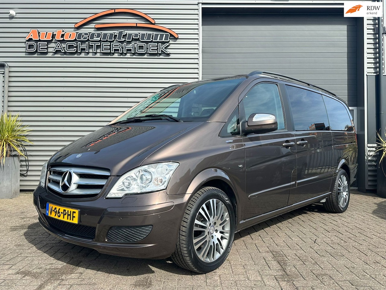 Mercedes-Benz Viano - 3.0 CDI Ambiente Edition VOLL | Pano Dak | Elektrische deuren | Schuifdak!! - AutoWereld.nl