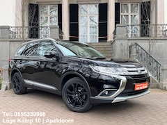Mitsubishi Outlander - 2.0 Instyle Automaat Navi Android Carplay Trekhaak Camera Climate Cruise Ctr
