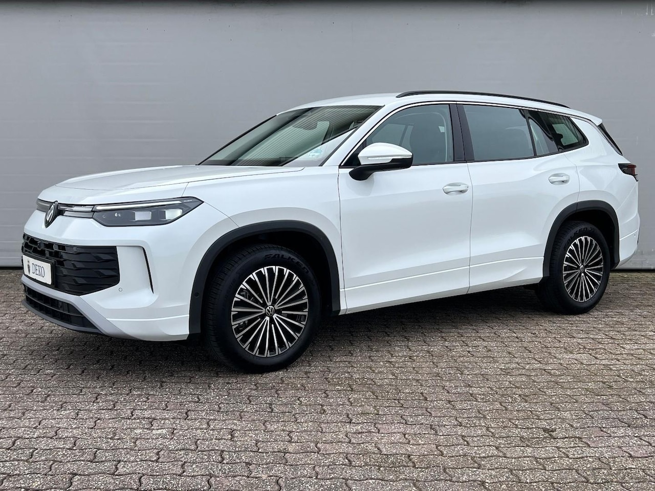 Volkswagen Tayron - 1.5 eHybrid | Life Edition | Automaat | 7 Persoons | Camera | Trekhaak - AutoWereld.nl