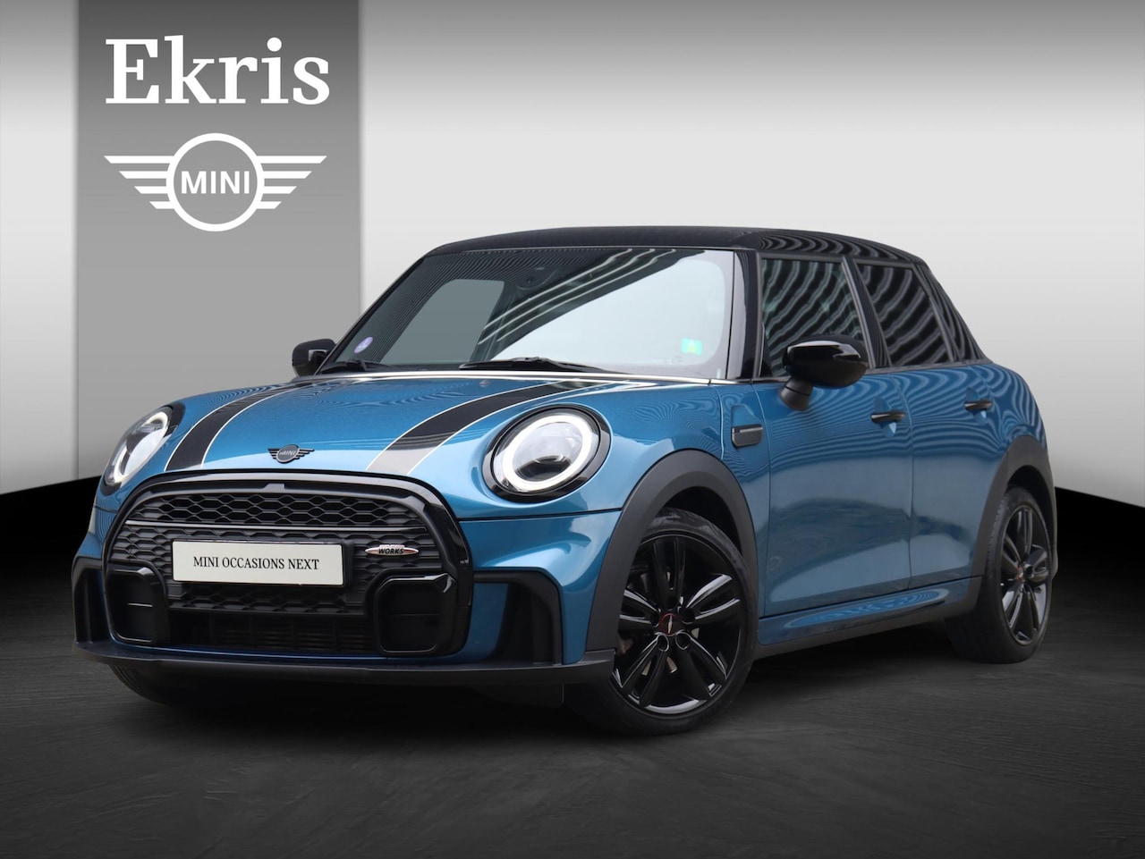 MINI Cooper - 5-deurs | John Cooper Works + Camera + JCW Sportstoelen + Apple Carplay + Getint Glas + Cl - AutoWereld.nl
