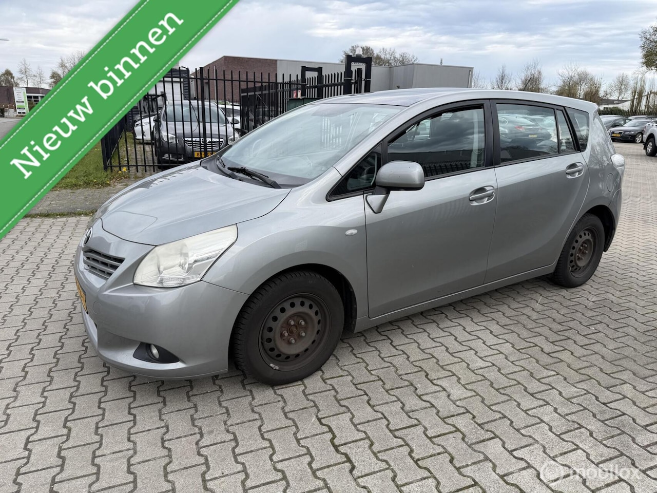 Toyota Verso - 2.0 D-4D Business 2.0 D-4D Business - AutoWereld.nl