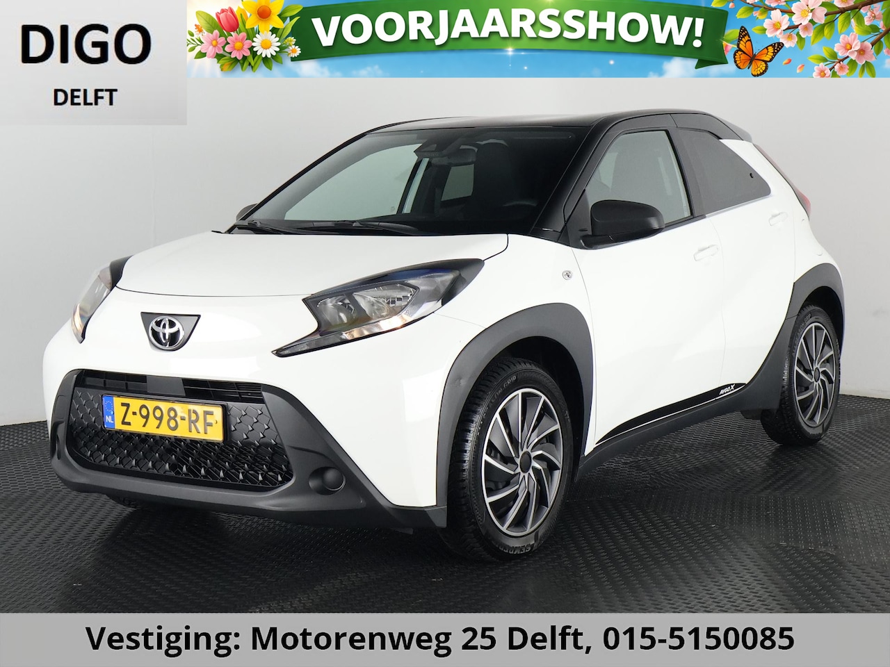 Toyota Aygo X - VVT-i MT PLAY BLACK & WHITE 1e EIG GARANTIE 6-2034 CARPLAY NAVI.ADAPTIVE CRUISE.CAMERA - AutoWereld.nl