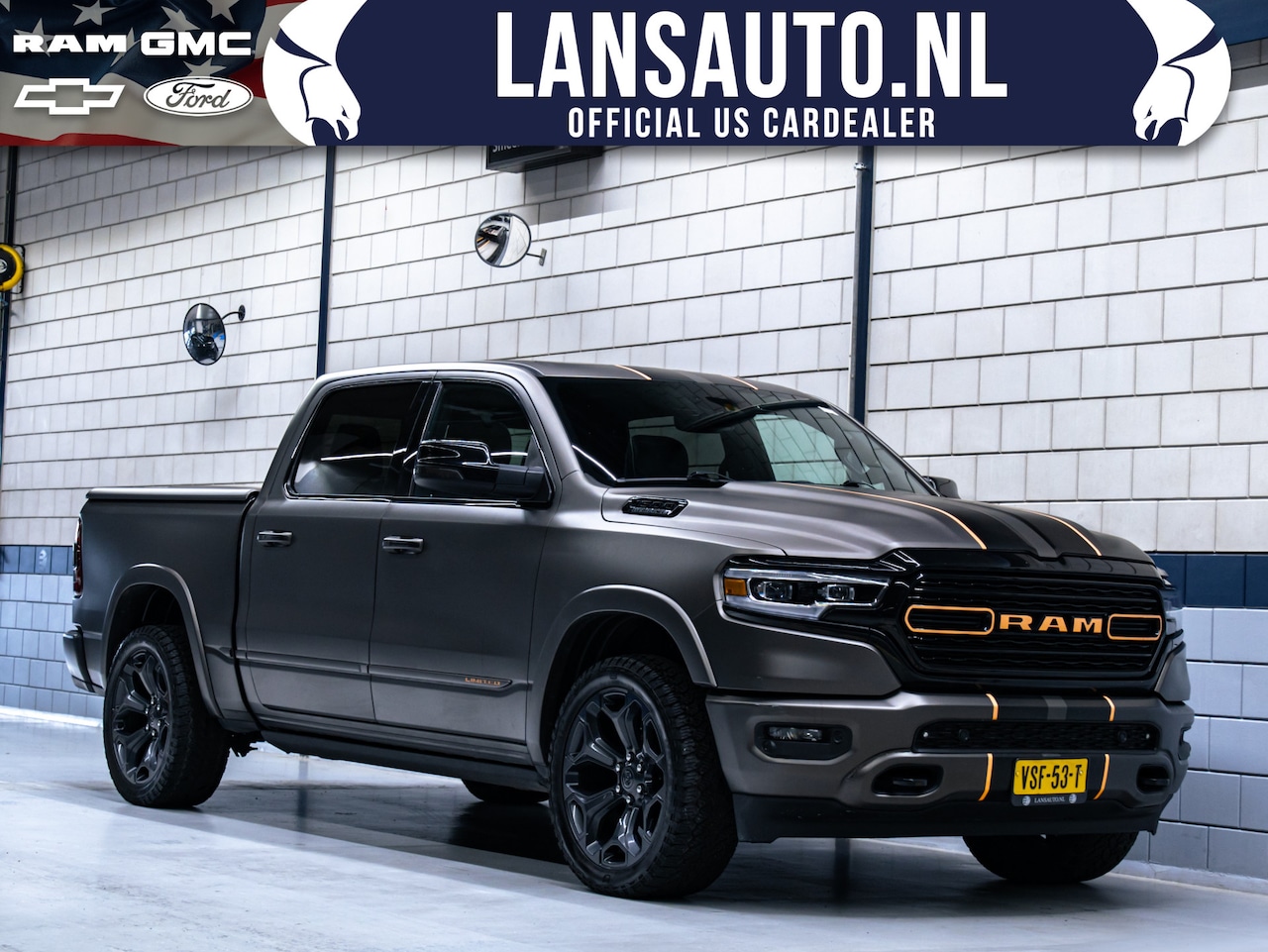 Dodge Ram 1500 - Limited 5.7L Hemi V8 Automaat 4x4 | Full option + Luchtvering - AutoWereld.nl