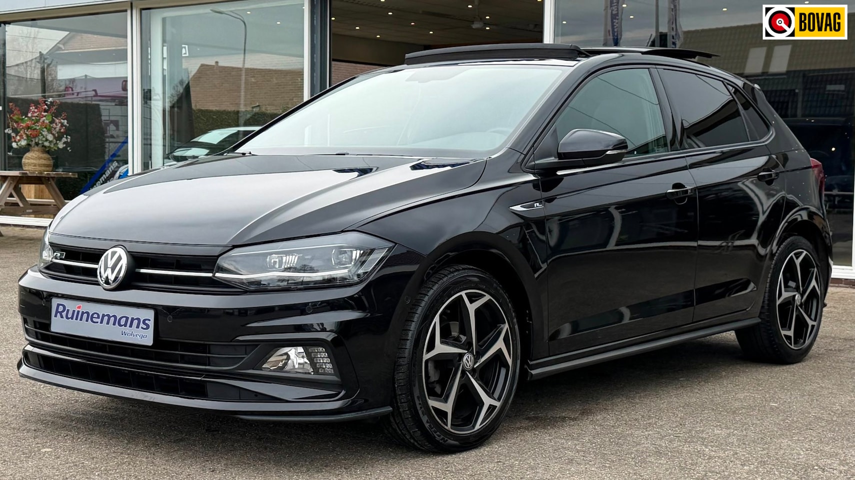 Volkswagen Polo - 1.0 TSI Highline Business 3X R LINE / PANO / VIRTUEEL / LED / NL AUTO - AutoWereld.nl