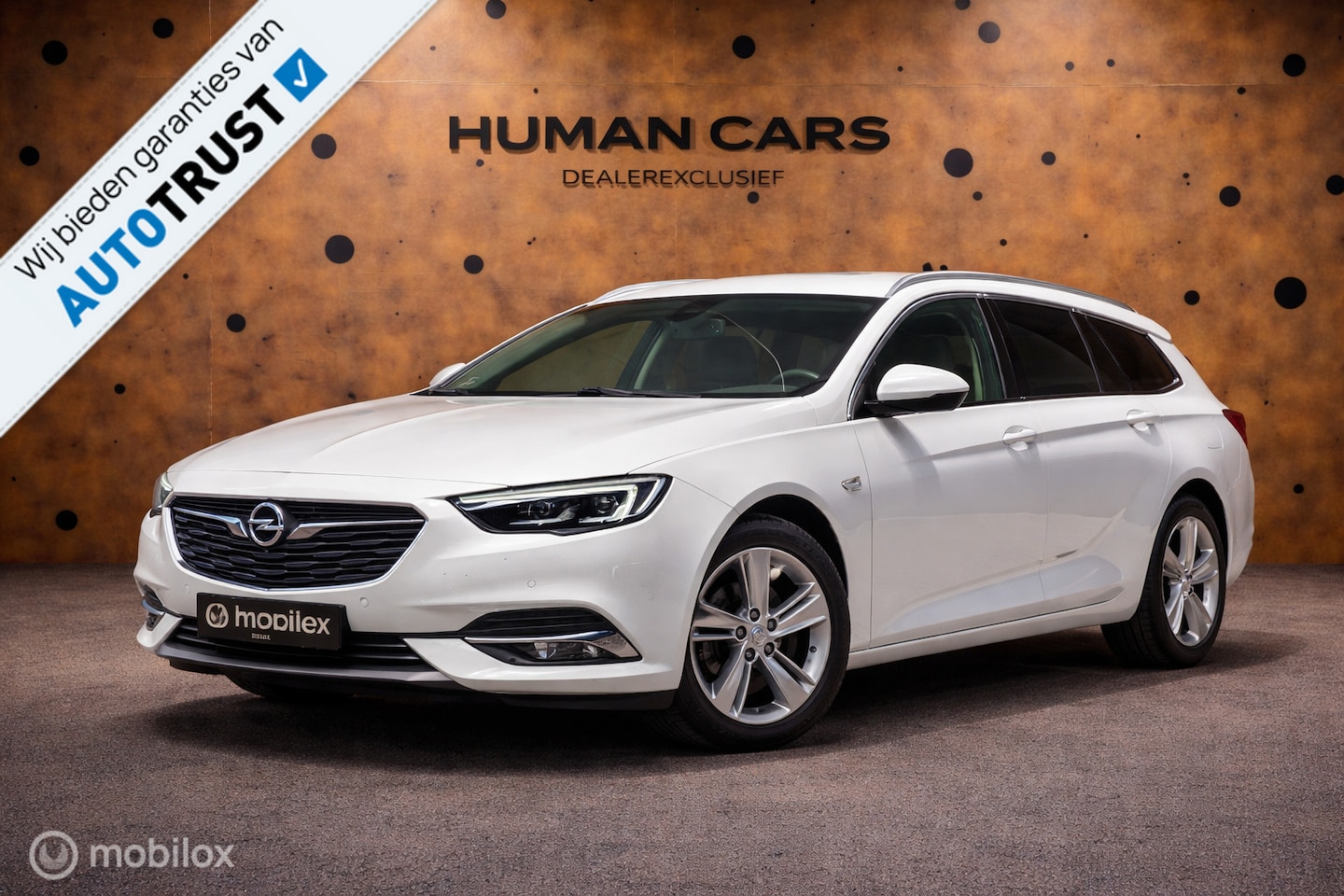 Opel Insignia Sports Tourer - 1.5 Turbo Edition 140 pk leder - AutoWereld.nl