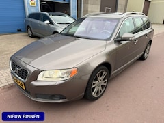 Volvo V70 - 3.2 Summum Automaat 2007 LEDER, Schuifdak, 17" LMV Dikke uitvoering met alle boekjes en de