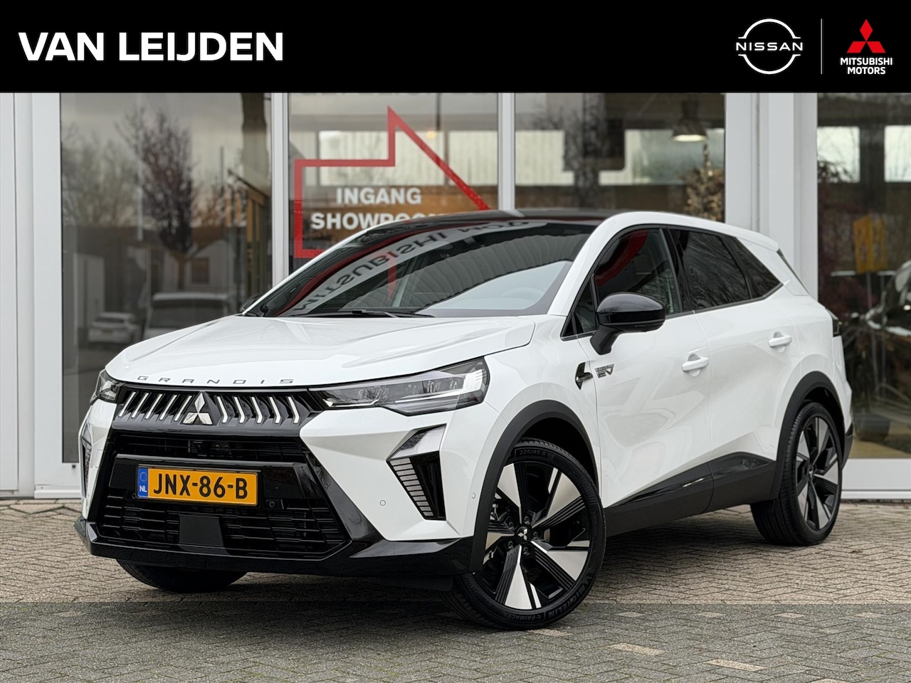 Mitsubishi Grandis - 1.8 HEV 160pk Aut Instyle - AutoWereld.nl