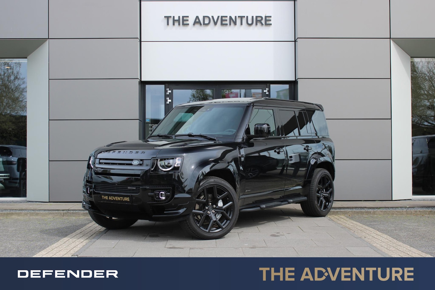 Land Rover Defender 110 - P300e X-Dynamic HSE | URBAN | Pano | Trekhaak | Meridian Surround - AutoWereld.nl