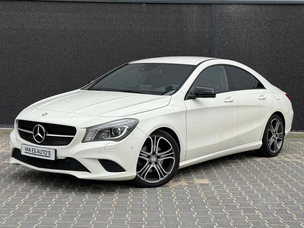 Mercedes-Benz CLA-Klasse - 180 XENON|LEDER|NAVI|CAMERA - AutoWereld.nl