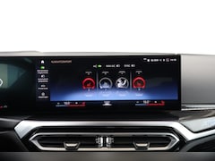 BMW 2-serie Coupé - M240i xDrive Coupé / M-Sportpakket Pro / Comfort Access / Parking Assistent Plus / Stoelve