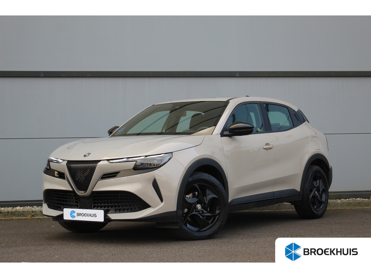 Alfa Romeo Junior - 1.2 Turbo Hybrid Ibrida | Adaptive Cruise | Carplay | LED | LMV | Keyless | Climate Contro - AutoWereld.nl