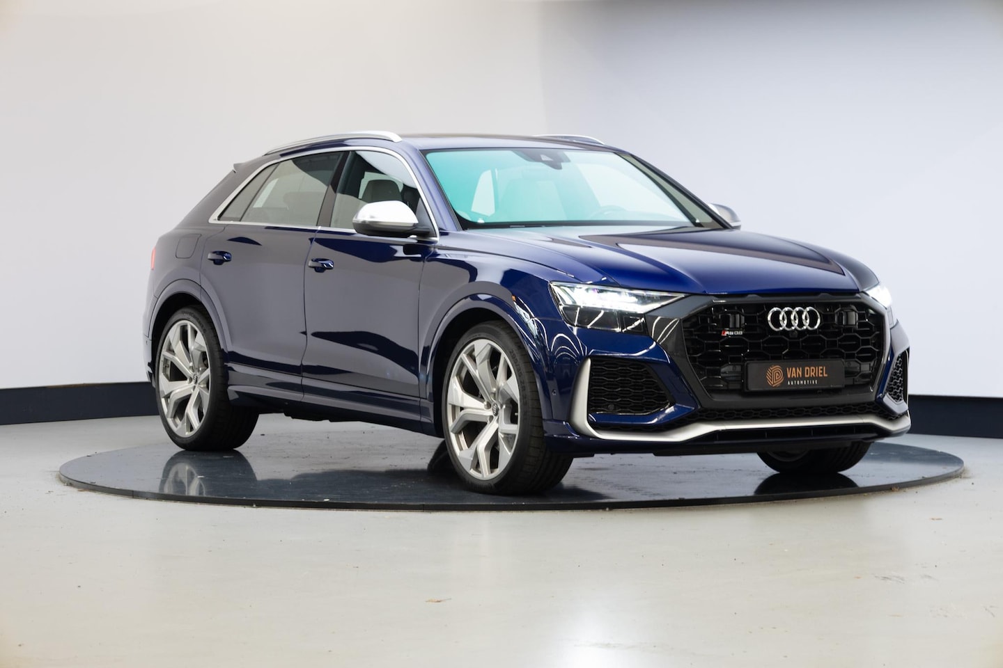 Audi Q8 - 4.0 TFSI RS Q8 quattro | B&O Advanced | Audi exclusive Leder | City | Tour | Parking | Pan - AutoWereld.nl