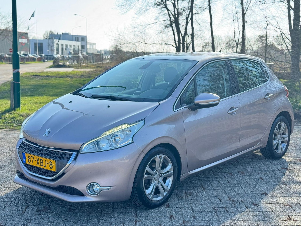 Peugeot 208 - 1.4 Vti Allure 1.4 VTi Allure - AutoWereld.nl