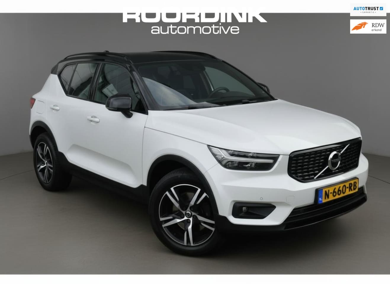 Volvo XC40 - T4 190 PK| R-Design|Trekhaak 2000 kg! - AutoWereld.nl