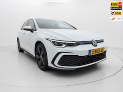 Volkswagen Golf - 1.4 eHybrid GTE|Sfeerverlichting|Cruise|Stoelverwarming|Stuurverwarming