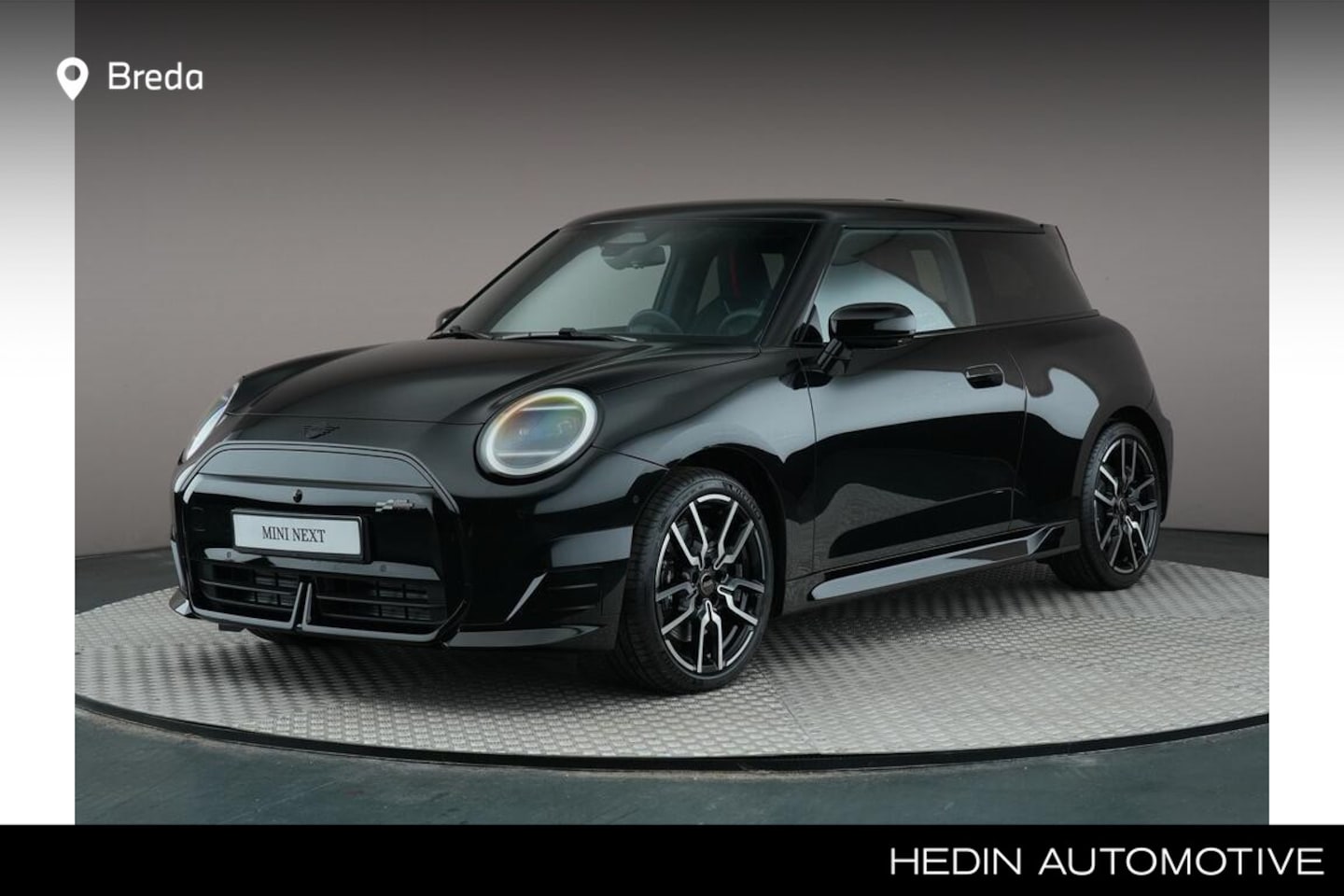 MINI Cooper - E John Cooper Works Pakket L 41 kWh | Harman Kardon | Panoramadak | 360* Camera | Getint G - AutoWereld.nl