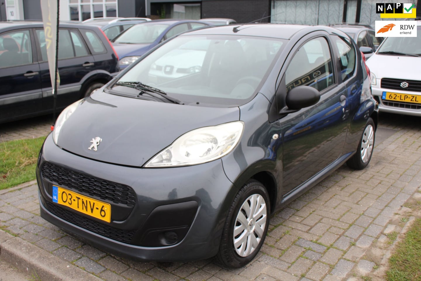 Peugeot 107 - 1.0 Access Accent AIRCO!! NAP APK Zuinig - AutoWereld.nl