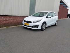 Kia Cee'd - 1.6 GDI DynamicLine 1.4 Sportswagon, Navi, Camera, pdc, Inr./gar.