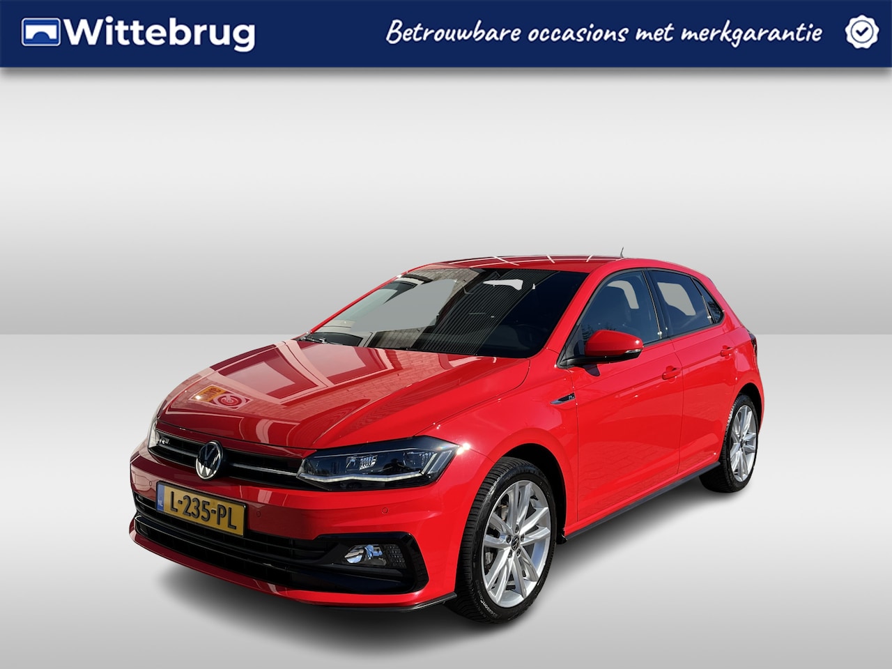 Volkswagen Polo - 1.0 TSI R-Line / AUTOMAAT/ BEATS AUDIO/ STOELVERWARM./ CAMERA/ PARK. SENSOREN/ LED/ DIGITA - AutoWereld.nl