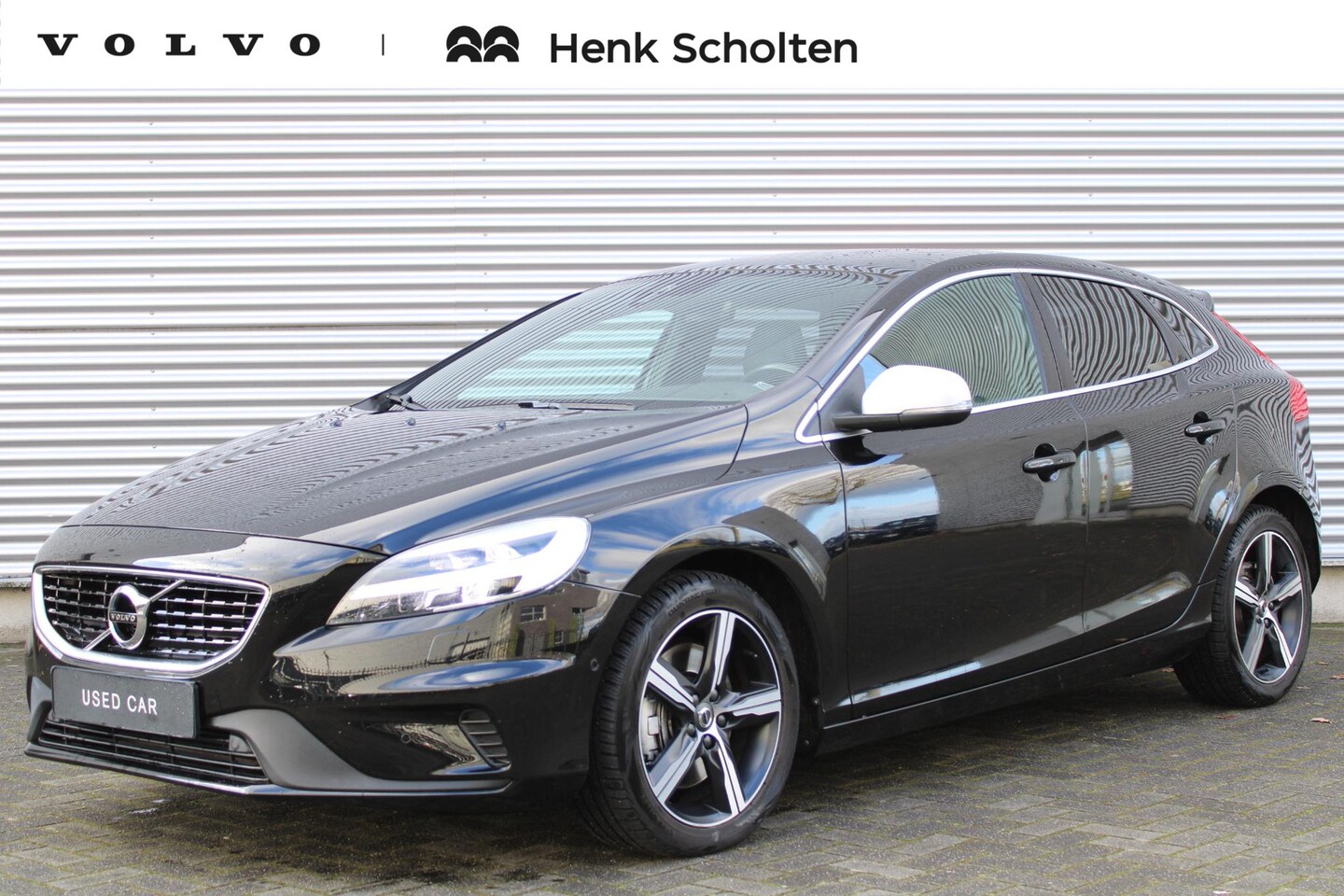 Volvo V40 - 1.5 T3 Polar+ Sport Lichtmetalen Velgen 17" | Lederenbekleding | Standkachel | Harman/Kard - AutoWereld.nl