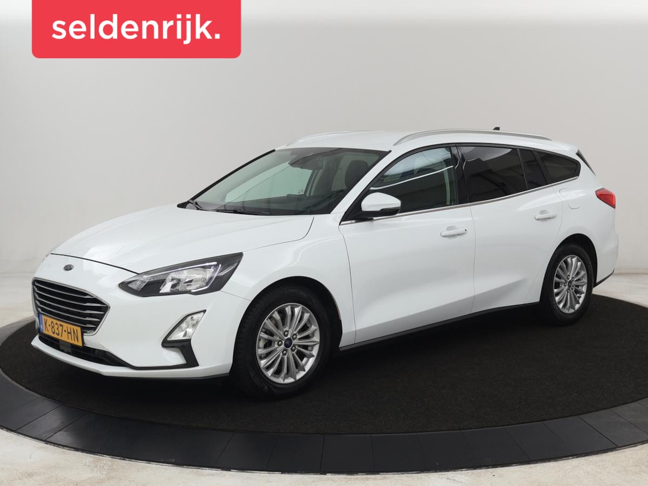 Ford Focus - 1.0 EcoBoost Hybrid Titanium X | Stoelverwarming | Camera | Carplay | Digital Cockpit | St - AutoWereld.nl