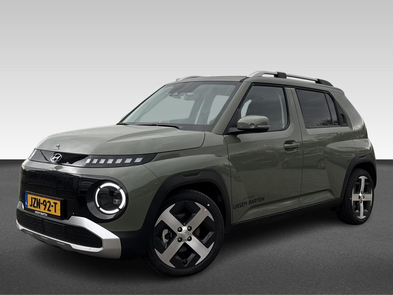 Hyundai Inster - Evolve Sky 49 kWh Schuif/kantel dak | Adaptive cruise-control | Achteruitrij camera | Warm - AutoWereld.nl