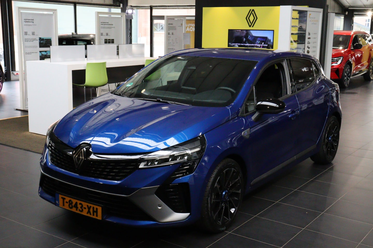Renault Clio - 1.6 E-Tech Full Hybrid 145 esprit Alpine 1.6 E-Tech Full Hybrid 145 esprit Alpine - AutoWereld.nl
