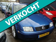 Volkswagen Bora Variant - 2.3 V5 Highline leer pano nap apk