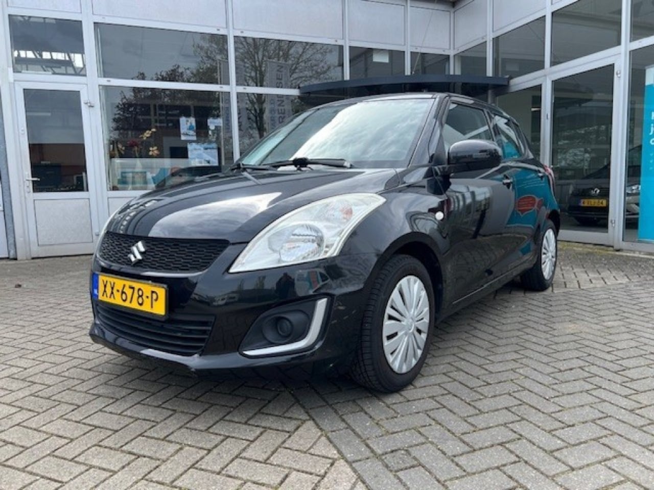 Suzuki Swift - 1.2 Brandit EASSS - AutoWereld.nl