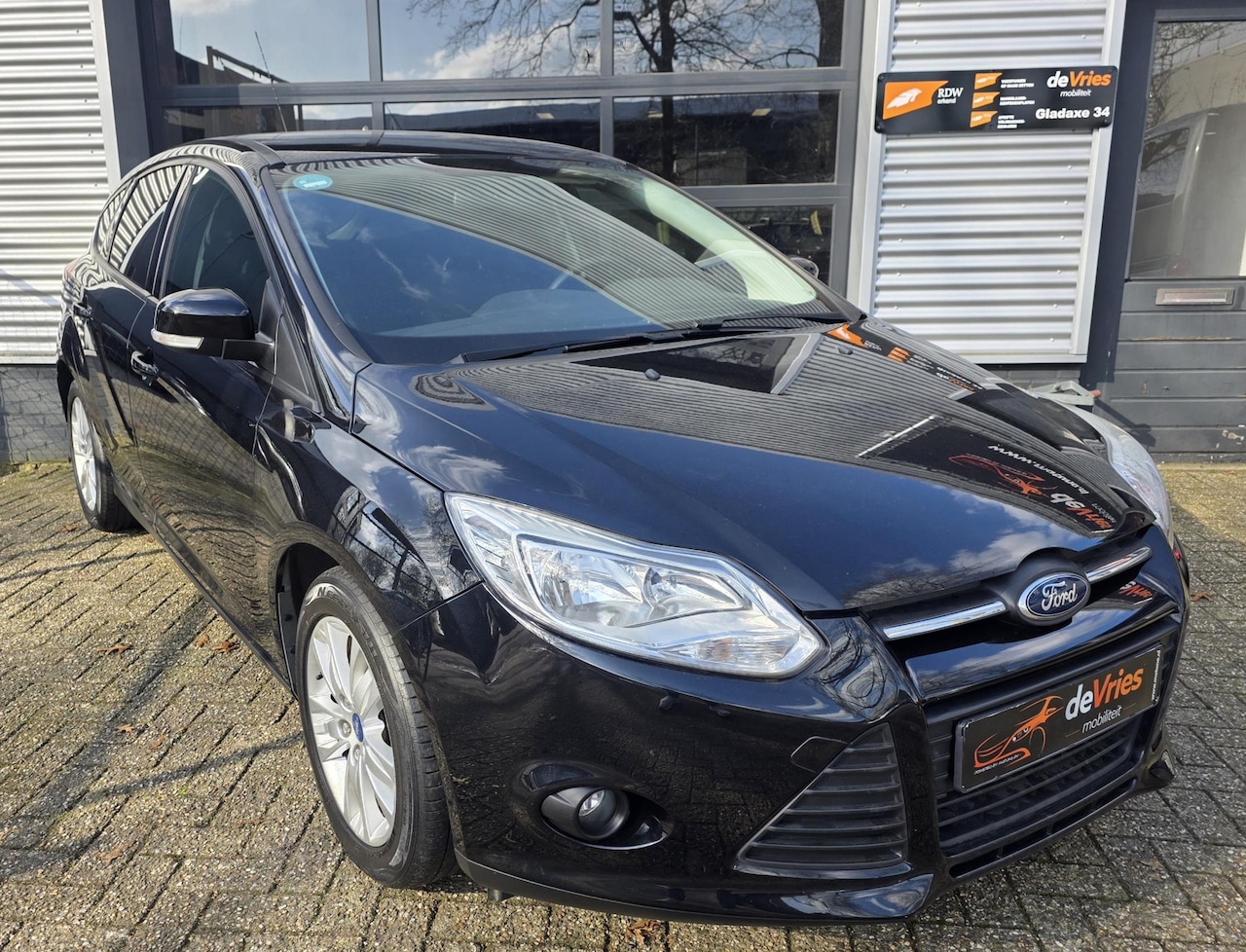 Ford Focus - 1.6 EcoBoost Lease Trend **AIRCO-PDC-APK** - AutoWereld.nl